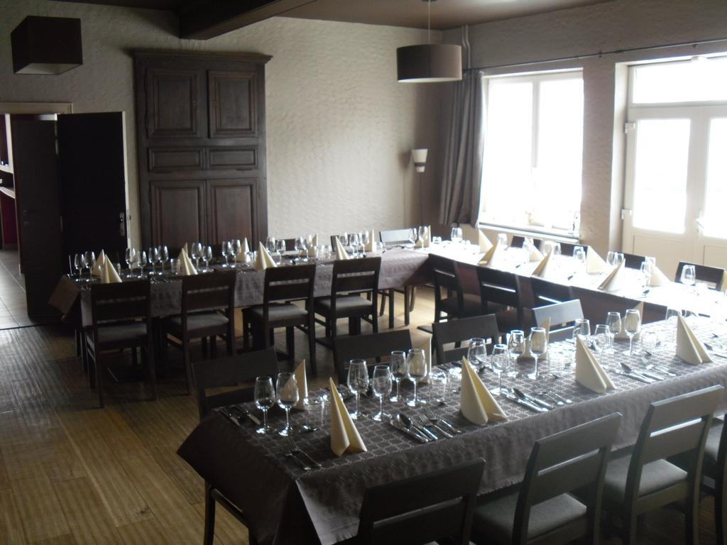 Auberge De Lavacherie Sainte-Ode ภายนอก รูปภาพ